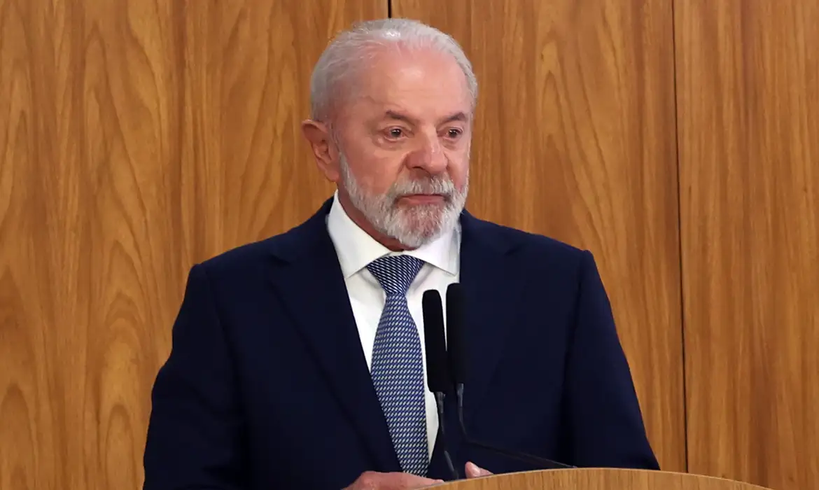 Lula exalta “maior operação contra o crime organizado da história”