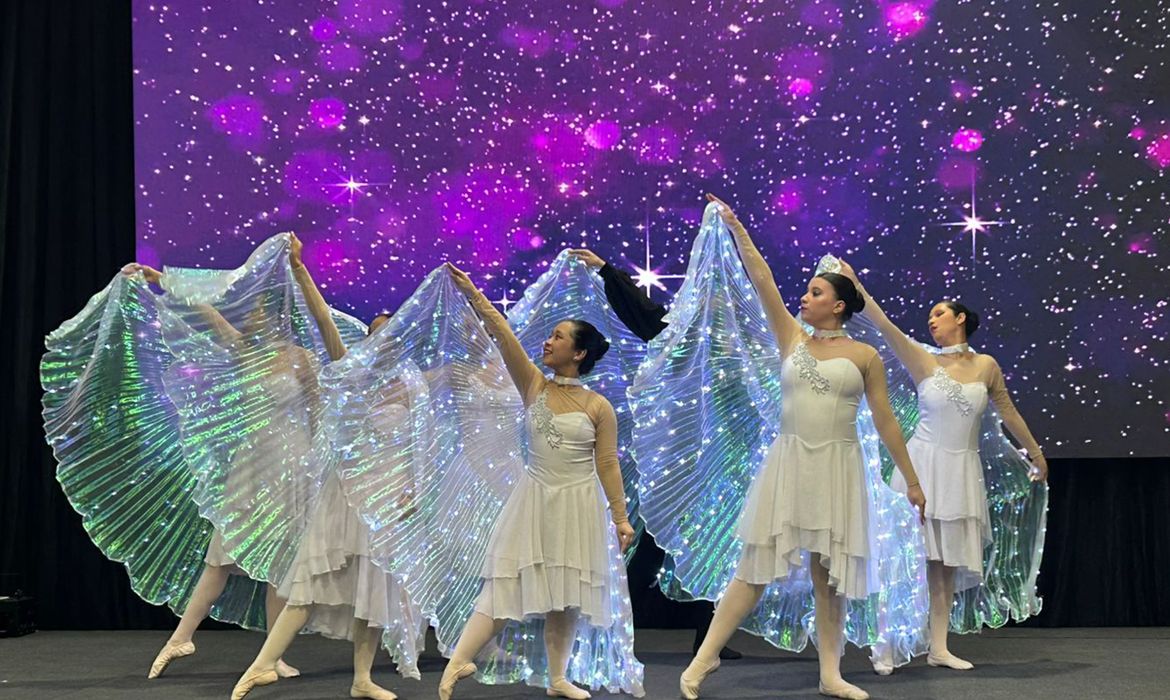 Deficiência visual e dança: “Nos palcos, sinto que posso voar”