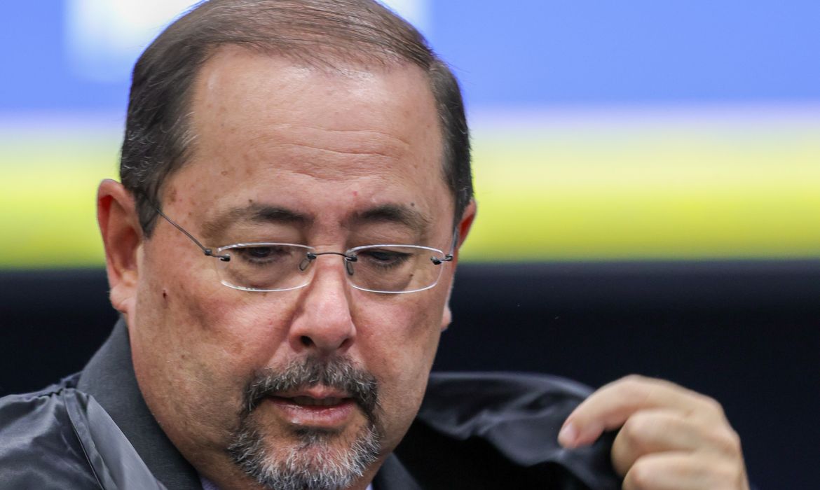 Defesa afirma que não há uma única prova que ligue Bolsonaro a golpe