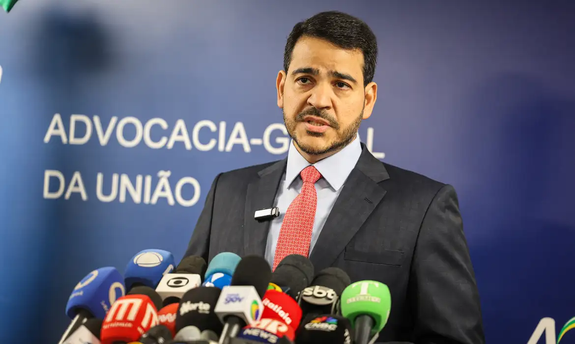 EUA vão revogar visto do advogado-geral da União