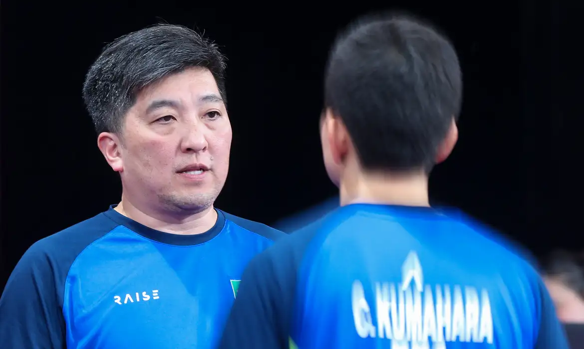 Ex-mesatenista Hugo Hoyama recebe alta após fazer cirurgia no coração