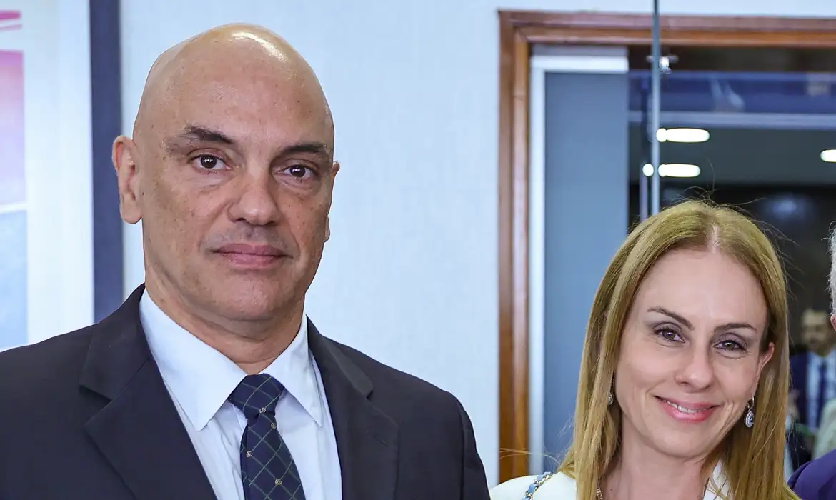 Governo dos EUA impõe Lei Magnitsky à esposa de Alexandre de Moraes