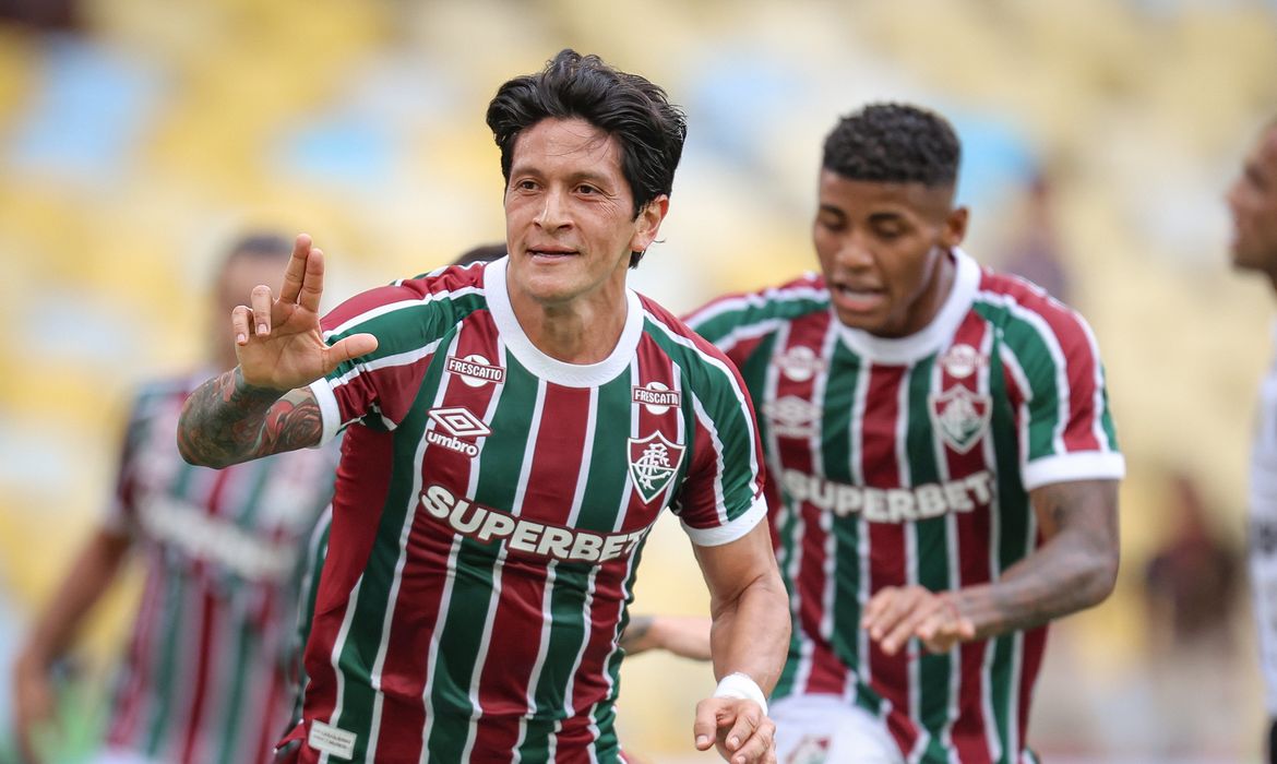 Fluminense quebra jejum de vitórias e vence o Botafogo por  2 a 0
