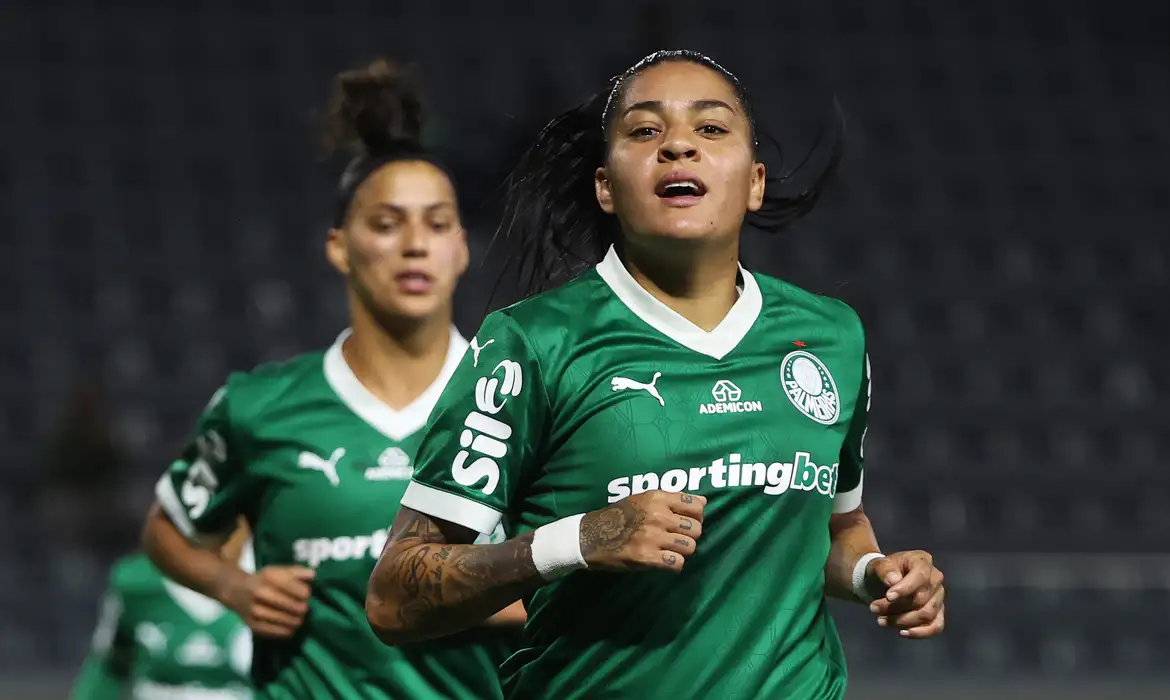 Palmeiras goleia Sport e chega à semifinal da Copa do Brasil Feminina