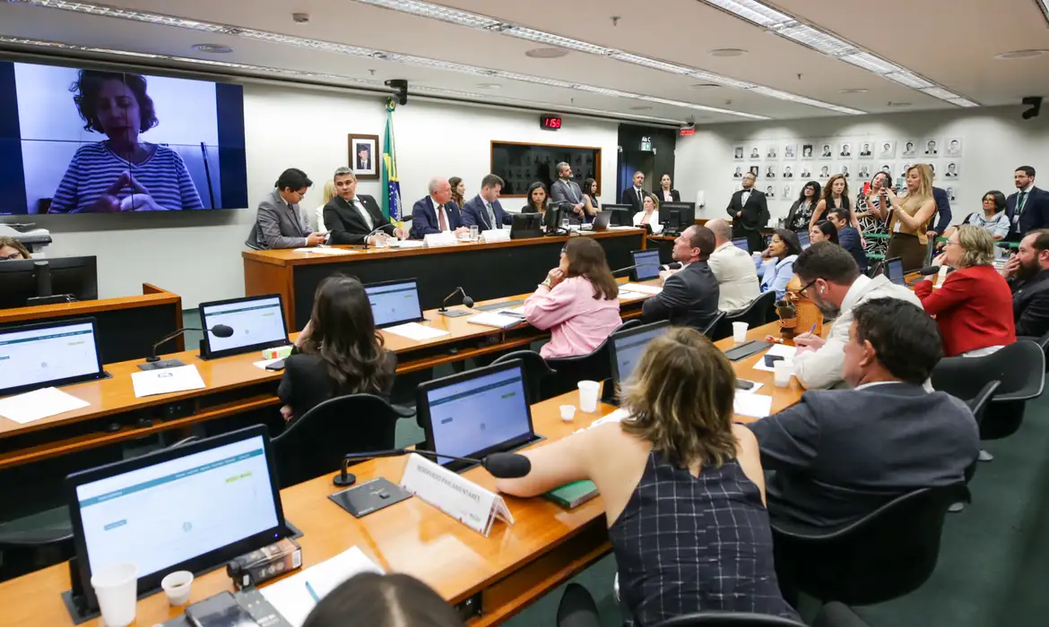 Na CCJ, Zambelli e aliados tentam desacreditar hacker que invadiu CNJ