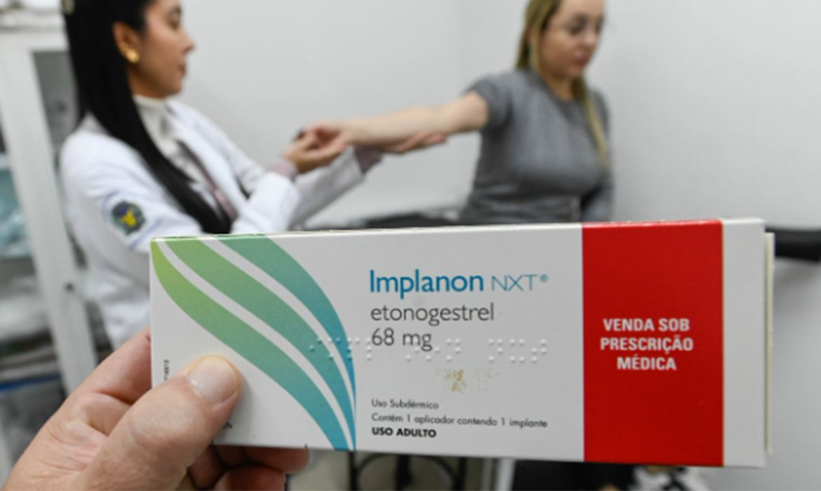 Implante contraceptivo deve ser ofertado por planos a partir de hoje