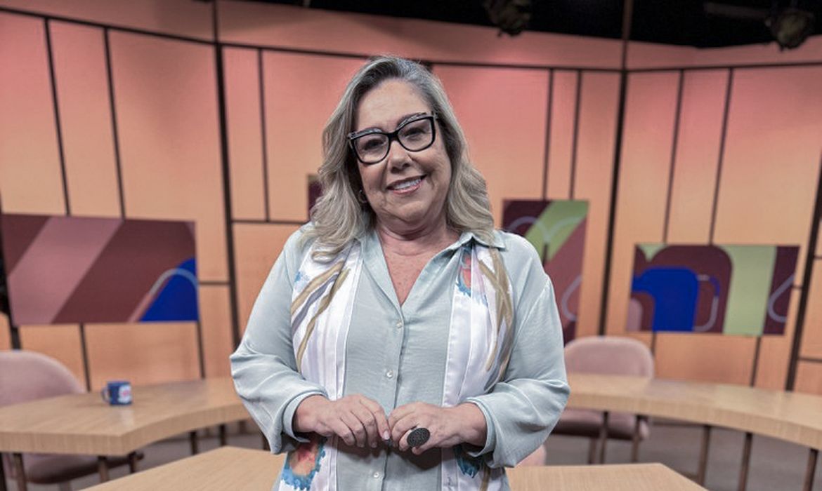 Sem Censura faz debate sobre 75 anos da televisão brasileira