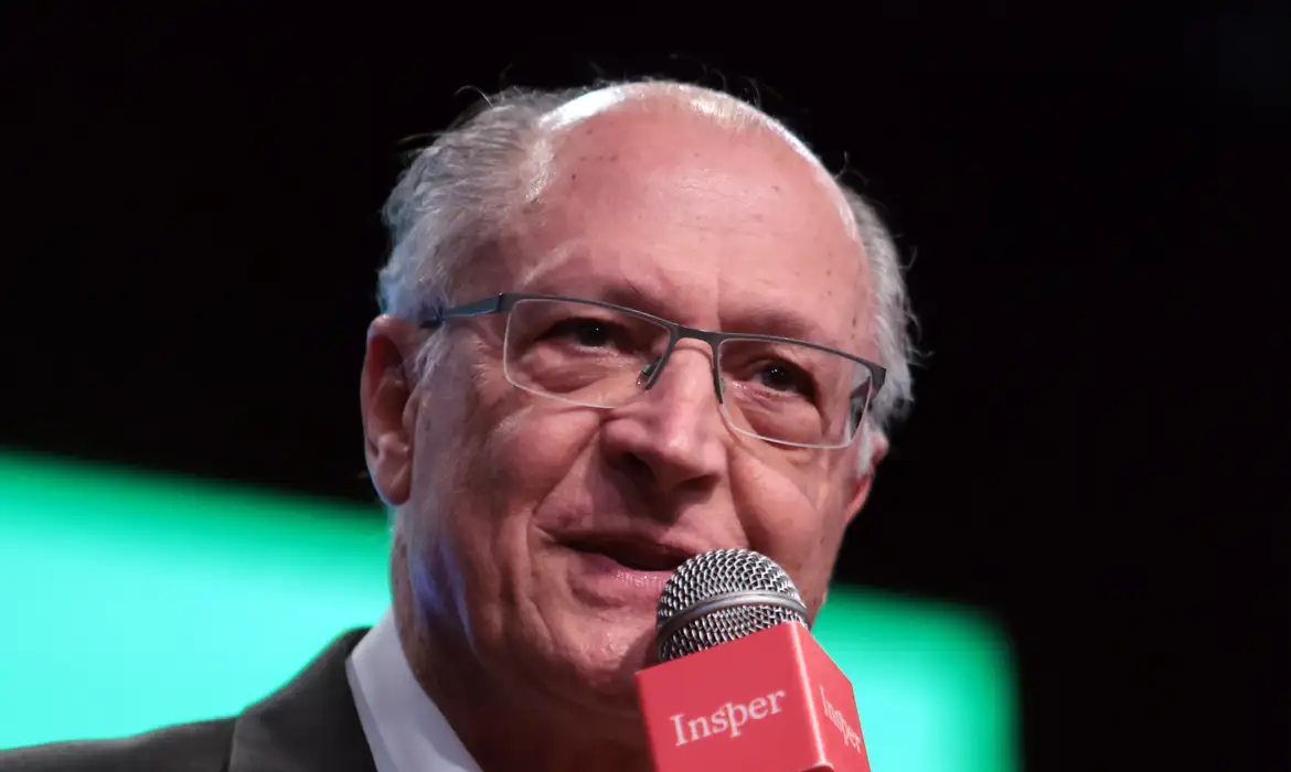 Alckmin diz estar otimista com encontro anunciado entre Lula e Trump