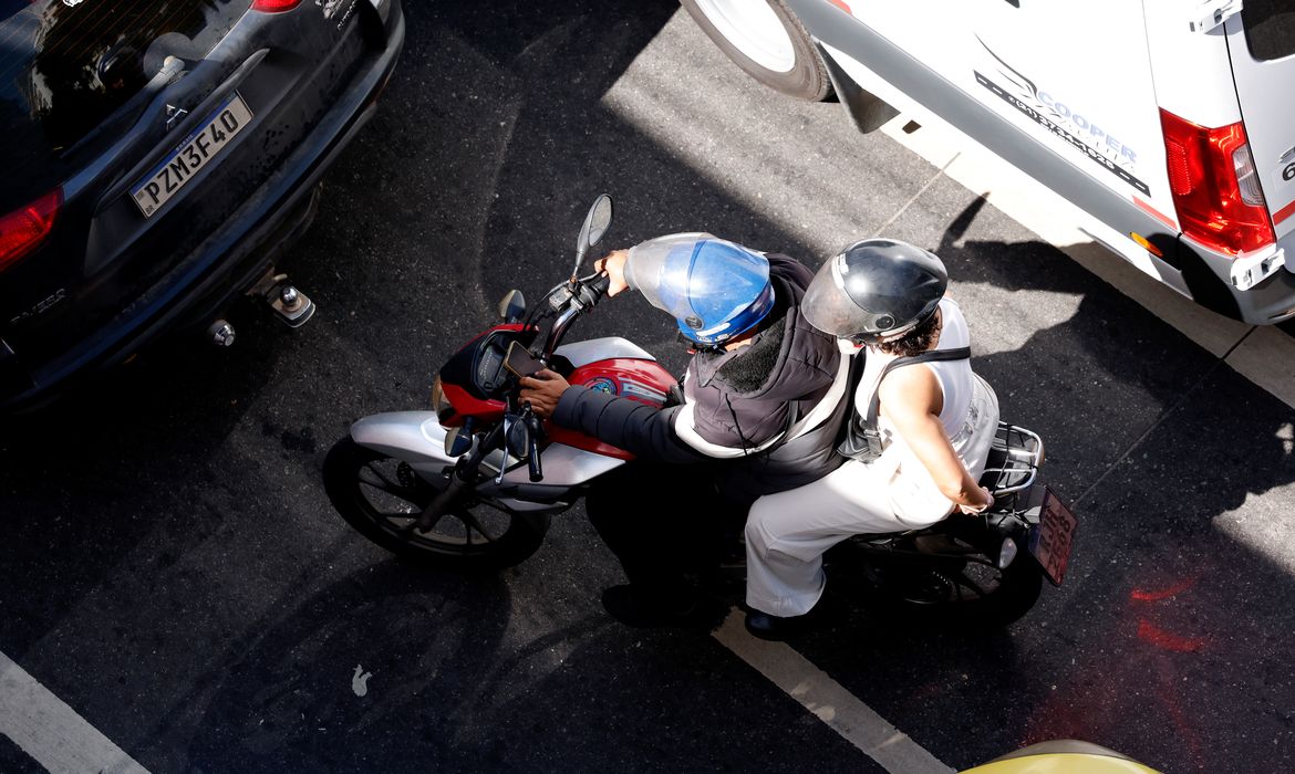 TJ declara inconstitucional a proibição do serviço de mototáxi em SP