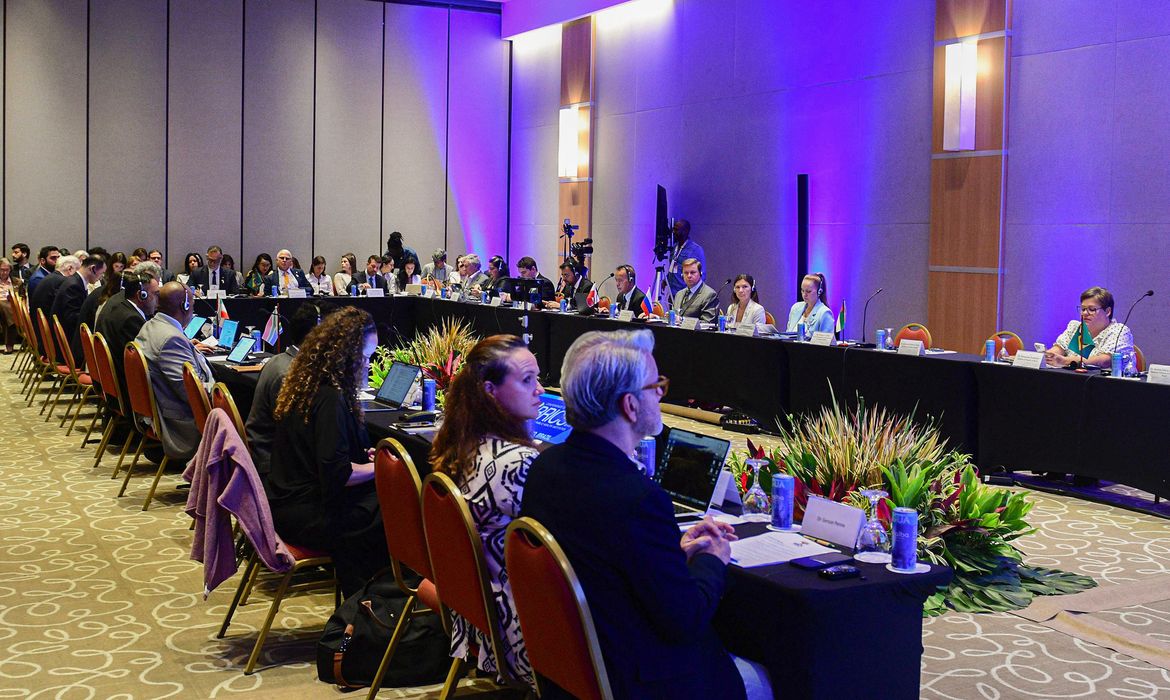 Institutos de Saúde do Brics propõem fortalecimento de parcerias