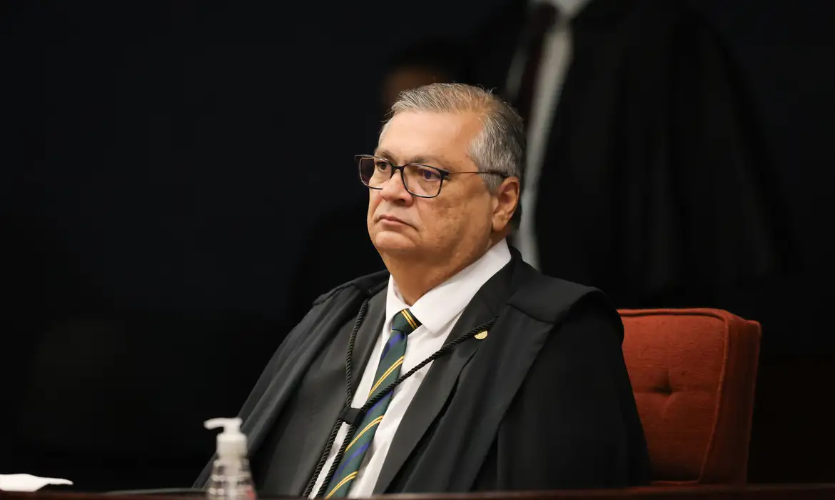 Moraes autoriza investigação para apurar ameaças contra Flávio Dino