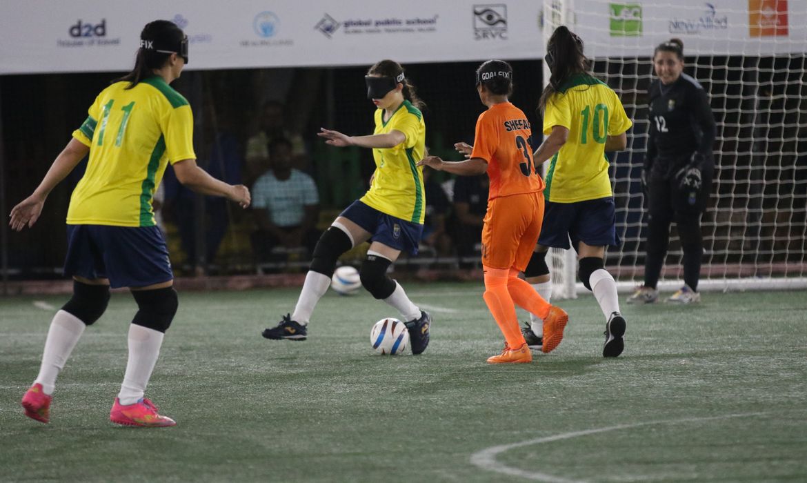 Brasil estreia com vitória na Copa do Mundo de futebol de cegas