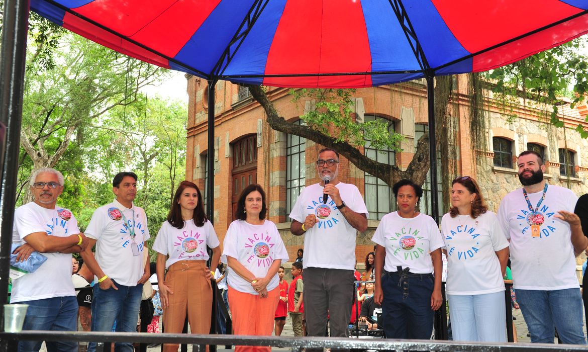 Fiocruz celebra dia da multivacinação com valorização da ciência