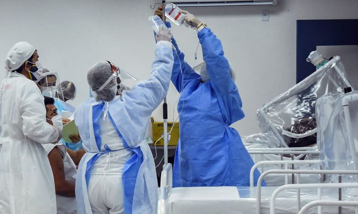 CFM defende proibição de enfermeiros atuarem em abortos legais