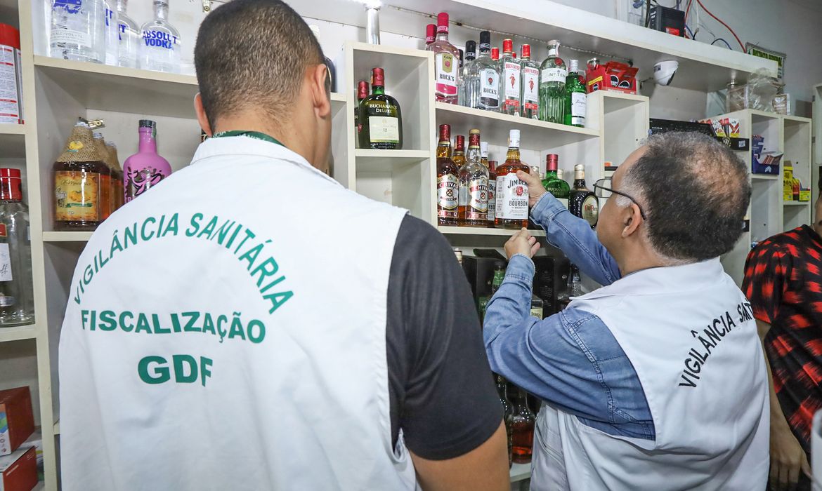 Operação interdita no Distrito Federal três bares por irregularidades