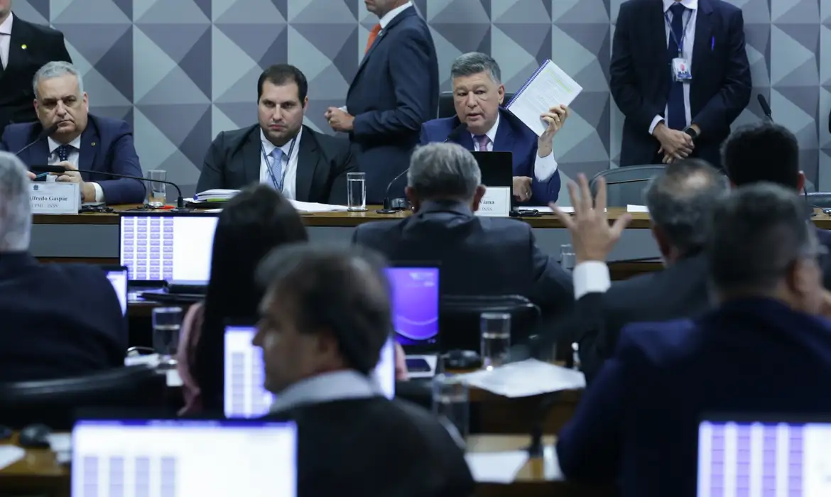 CPMI aprova pedido de prisão preventiva do presidente da Conafer