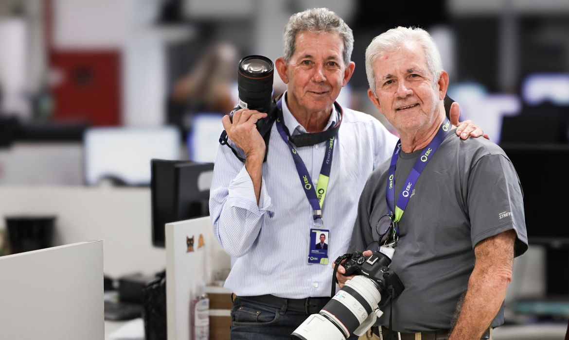 Fotógrafos se despedem da EBC após 45 anos na comunicação pública