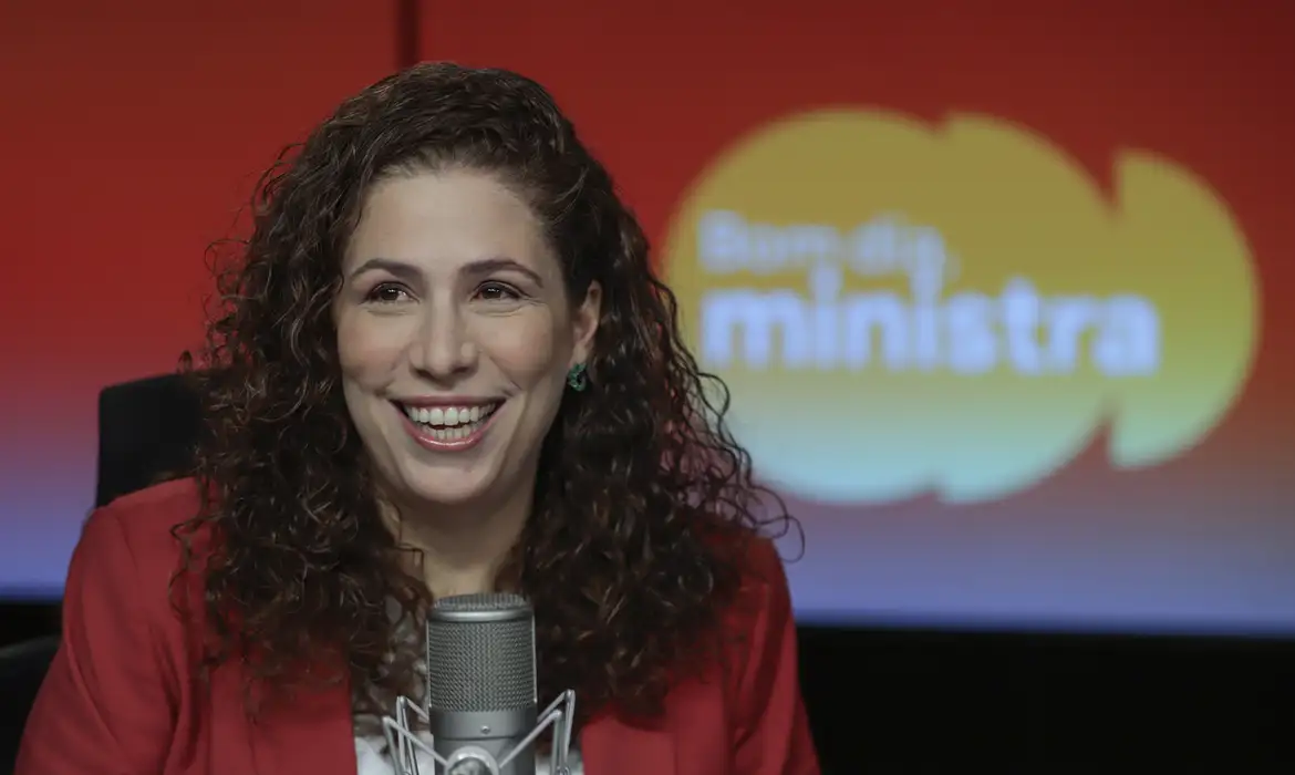 Cadastro reserva do CNU será chamado muito em breve, diz ministra