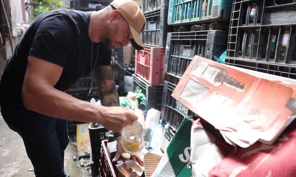 SP: mais de 55 pessoas já foram presas por venda de bebida adulterada