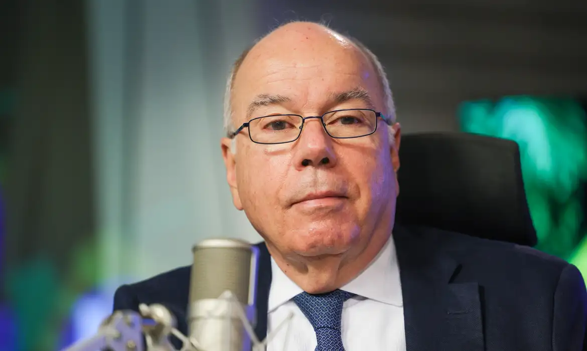 Lula e Trump devem se encontrar em breve, diz Mauro Vieira