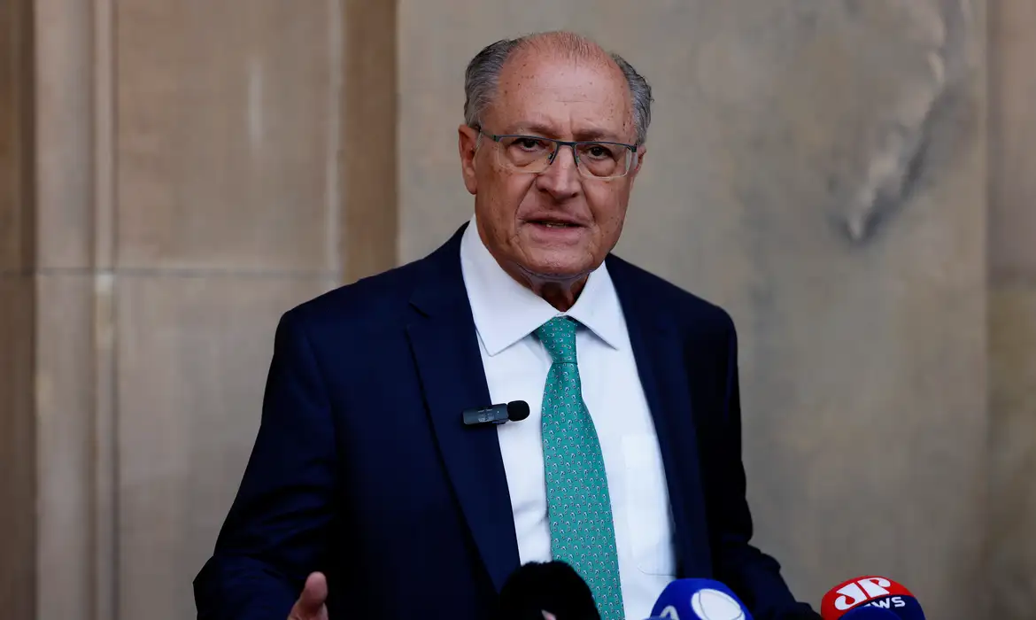“Estamos muito otimistas”, diz Alckmin após conversa de Lula e Trump