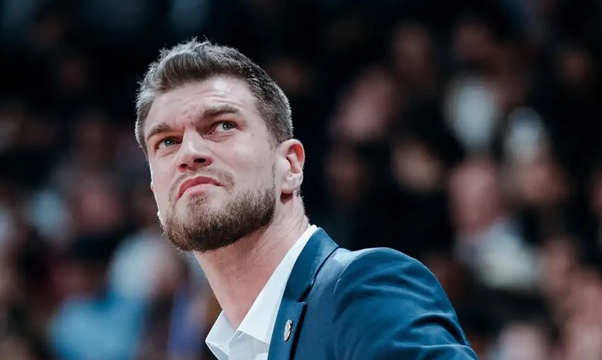Tiago Splitter é o novo técnico do Portand Trail Blazers, time da NBA