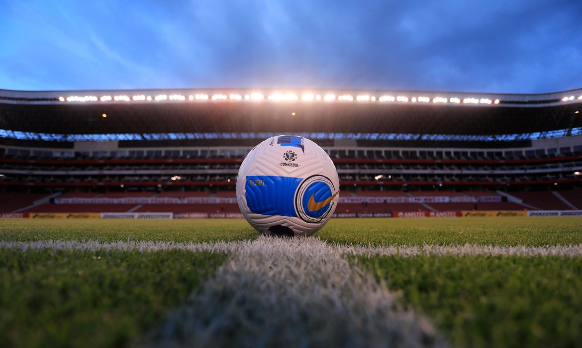 Cidades de Colômbia e Bolívia vão receber finais da Sul-Americana