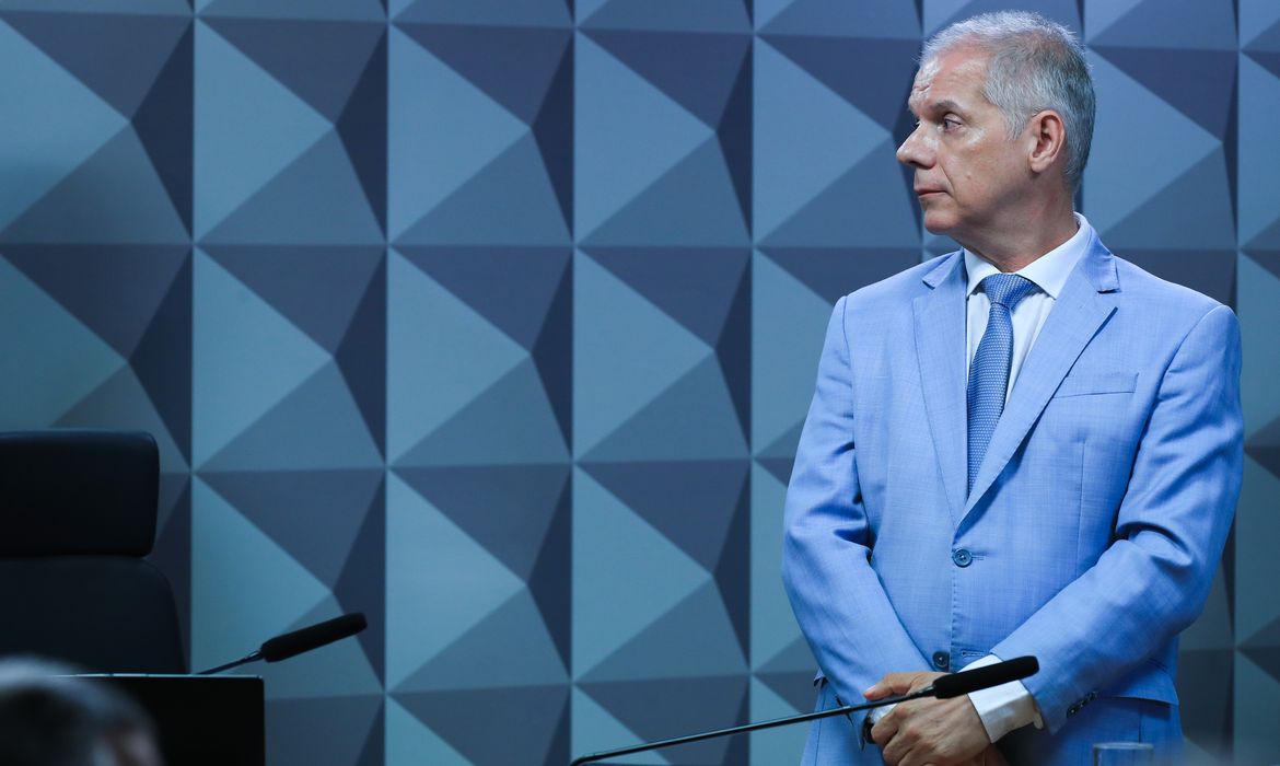 PF diz que ex-presidente do INSS recebia R$ 250 mil mensais de propina