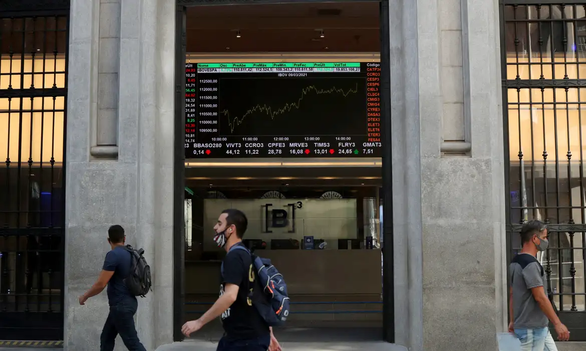 Bolsa supera os 164 mil pontos e bate terceiro recorde seguido