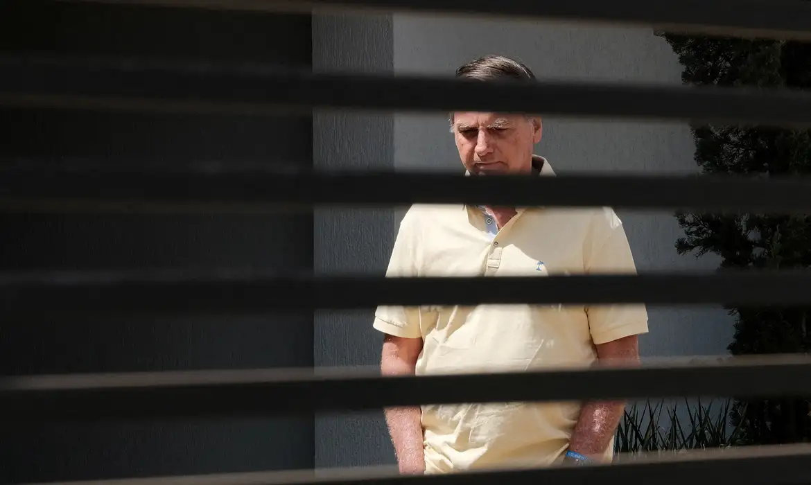 OAB Barro Preto - Defesa pede autorização para Bolsonaro deixar prisão e fazer cirurgia