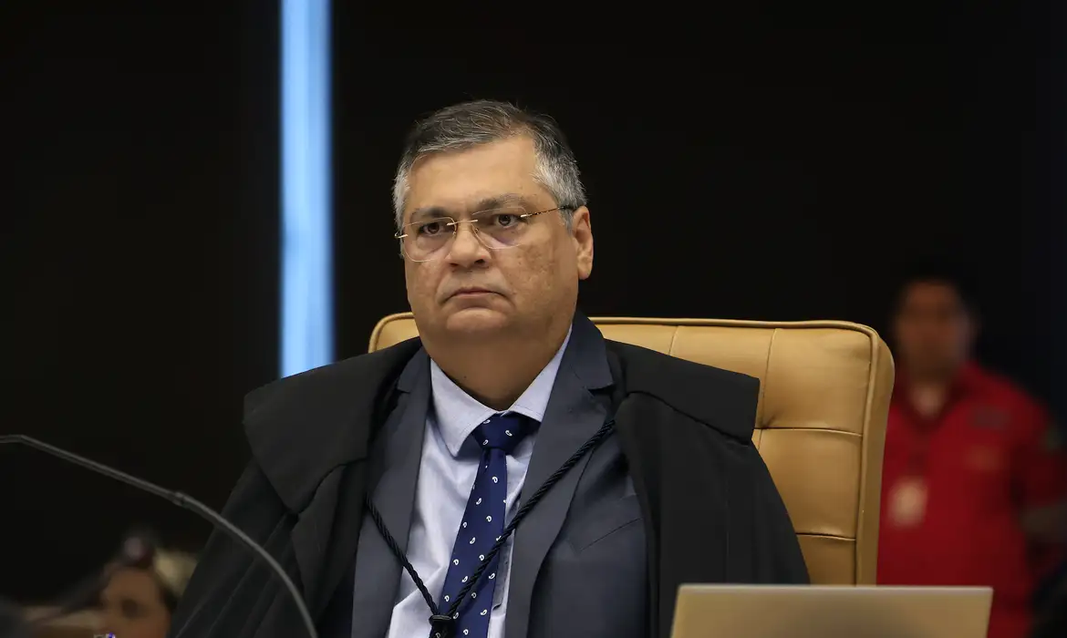Dino pede explicação ao Legislativo e Executivo sobre desvios no Dnocs