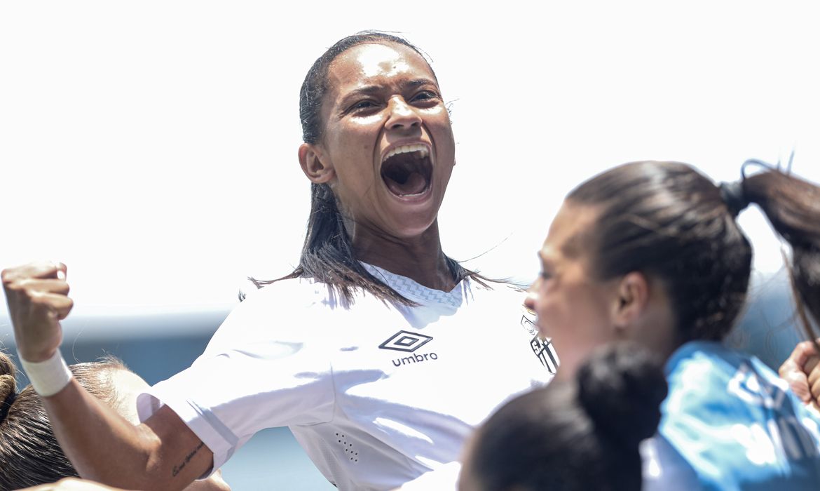 OAB Barro Preto - Goleadas e penalidades definem semifinalistas da Copinha Feminina