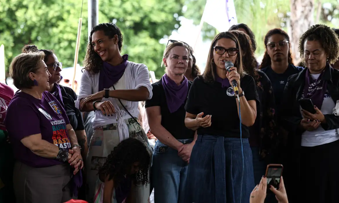 OAB Barro Preto - Ministras exaltam luta das mulheres em ato contra o feminicídio