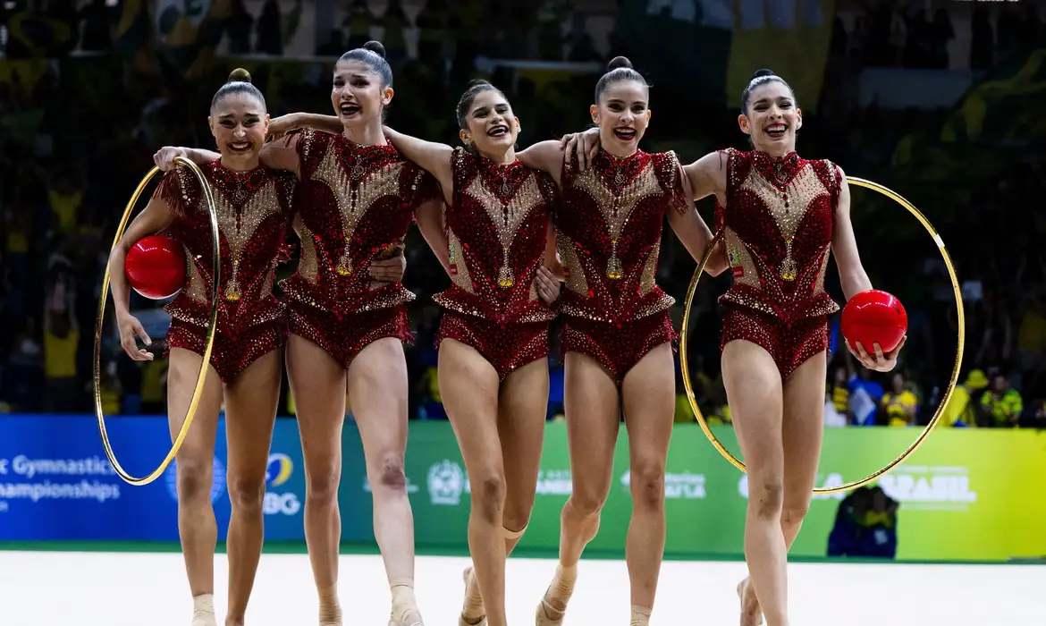 CBG convoca seleção brasileira de ginástica rítmica para 2026