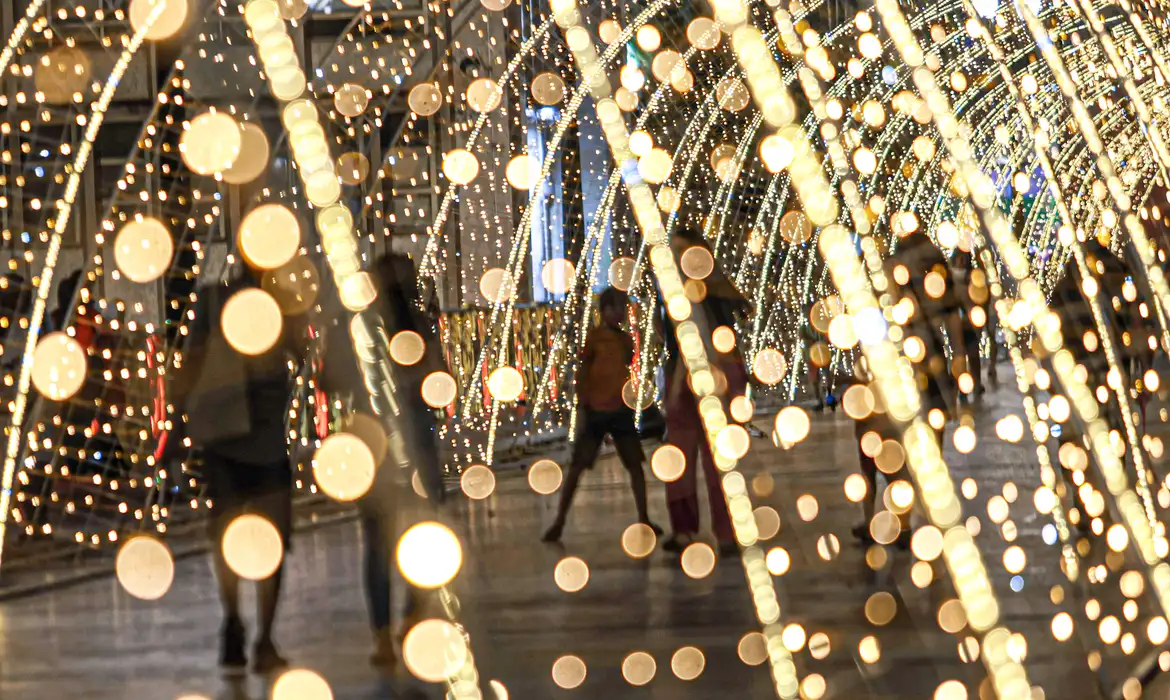 Rádio Nacional celebra espírito natalino no Especial de Domingo