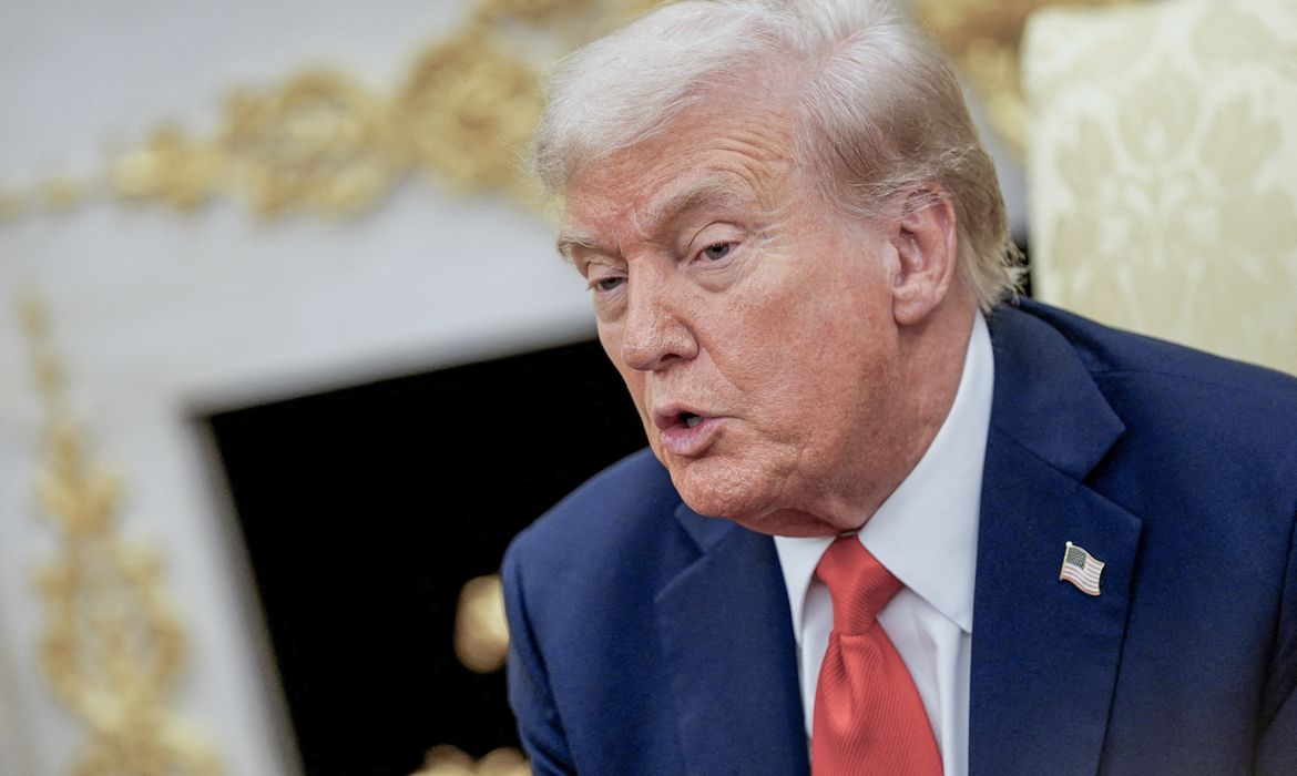 Senado dos EUA aprova resolução para barrar Trump contra Venezuela