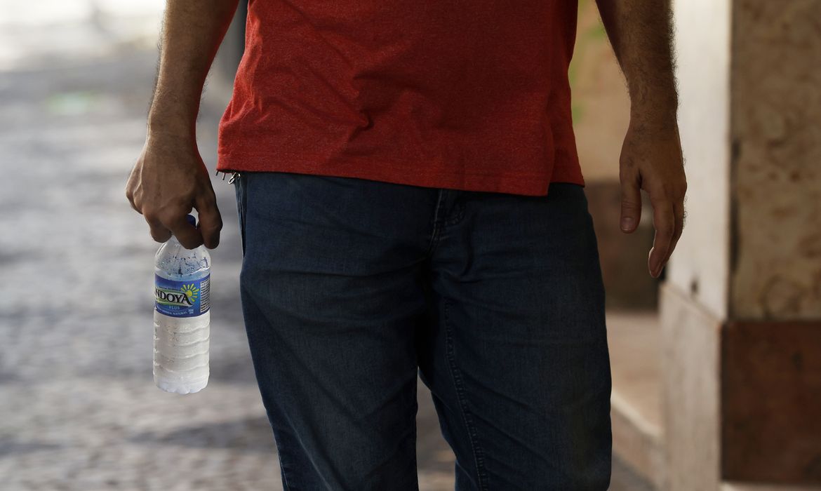Rio: áreas de instabilidade podem provocar chuva e temperatura elevada
