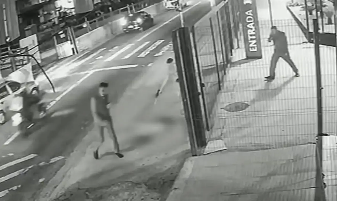 Soldado da PM depõe por ter matado cachorro comunitário em São Paulo