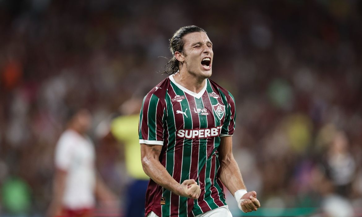 Fluminense supera Bangu e pega Vasco na semi do Campeonato Carioca