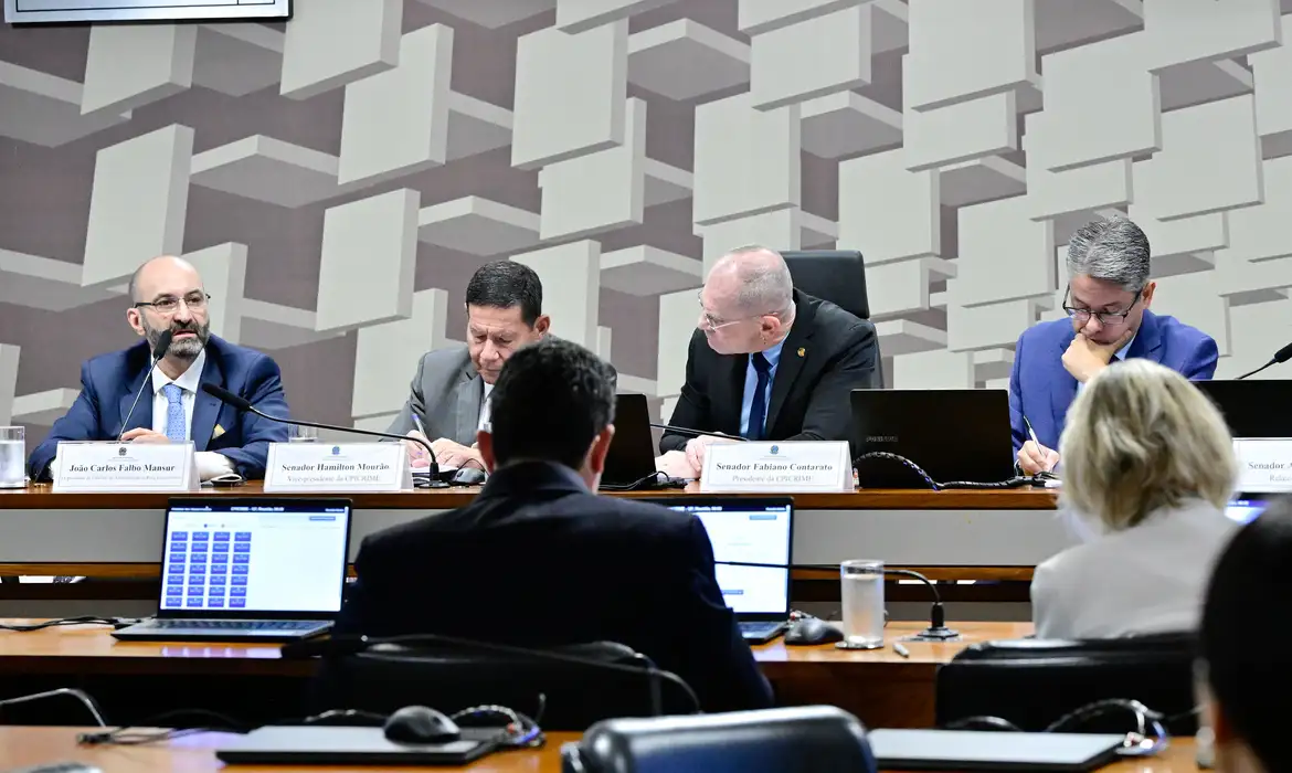 CPI do Crime aprova pedido para investigar beneficiários do Master