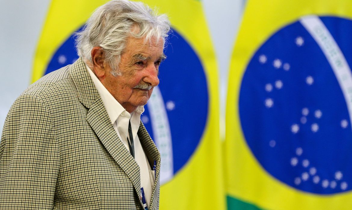 Mujica receberá título Doutor Honoris Causa da Universidade do ABC