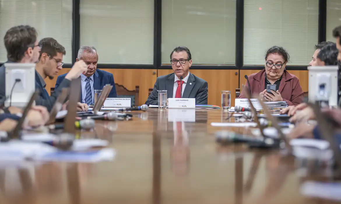 Brasil tem saldo positivo de 112,3 mil postos de trabalho em janeiro